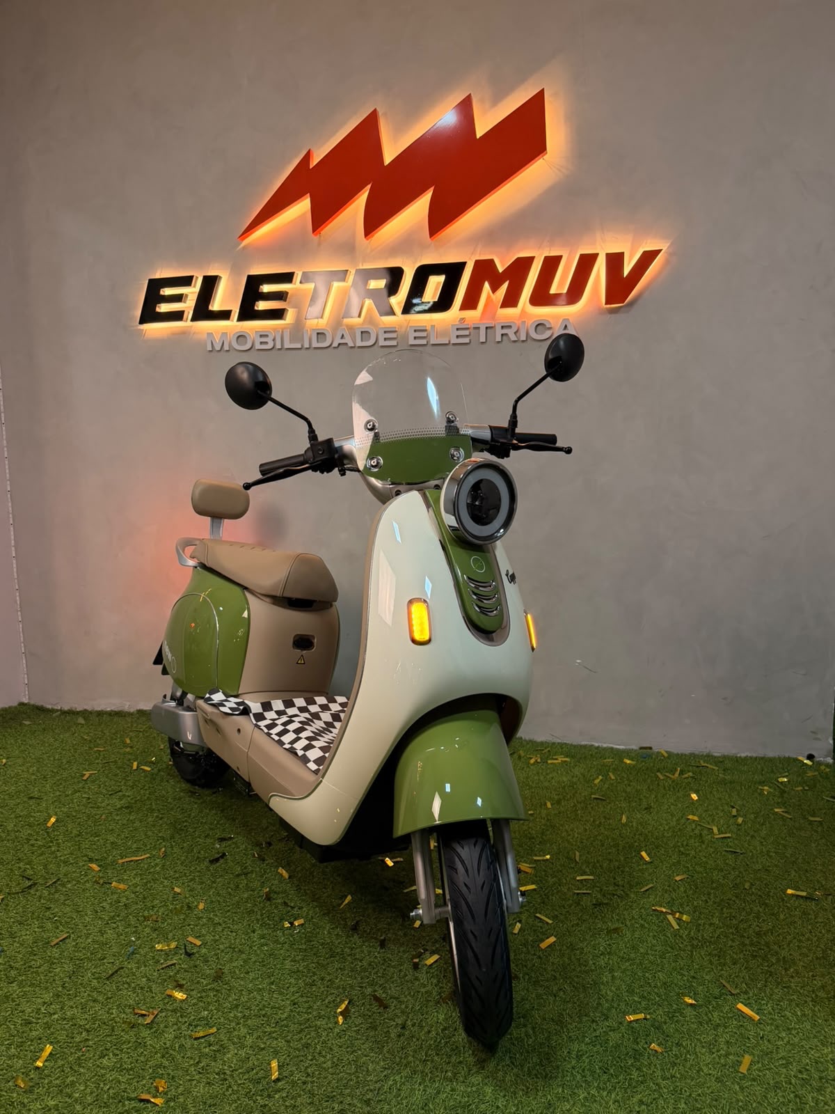Scooter CAPPUCCINO 1000W verde, branco e bege